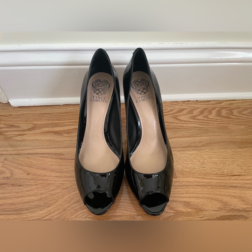 Vince Camuto Black Shiny Open Toe Heels Size 9M/39